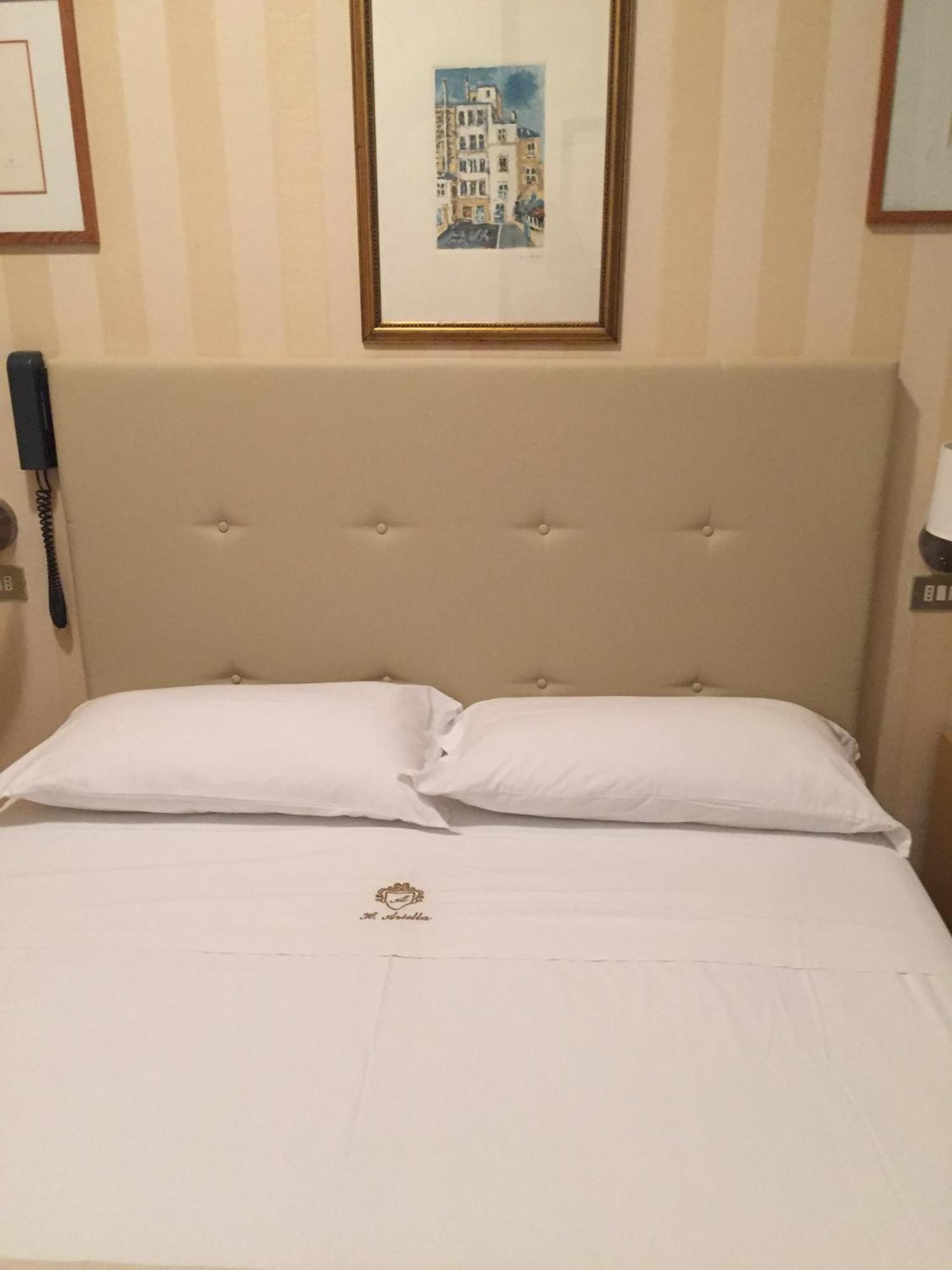 Hotel Ariella Милано Мартима Екстериор снимка